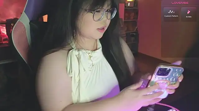 Snapshot of ANNELIESE_ chatting on September 17, 2:08 pm ANNELIESE online show from September 17, 2:08 pm