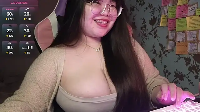 Snapshot of ANNELIESE_ chatting on December 1, 10:26 pm ANNELIESE online show from December 1, 10:26 pm