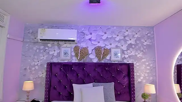 Snapshot of dalila_salazar chatting on May 3, 2:49 am dalila salazar online show from May 3, 2:49 am