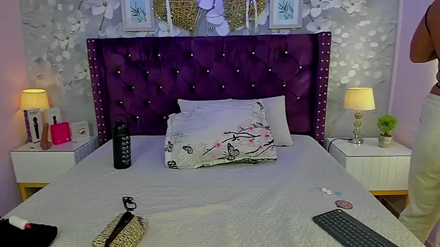 Snapshot of dalila_salazar chatting on July 11, 3:18 am dalila salazar online show from July 11, 3:18 am