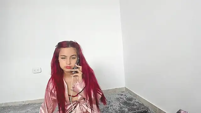 sexycouple33mm online show from November 18, 12:30 pm