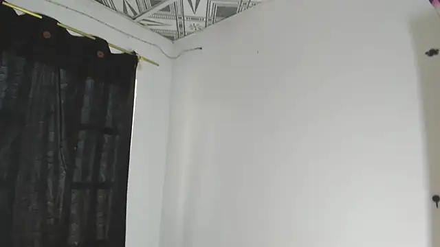 Snapshot of sexycouple33mm chatting on September 26, 2:02 pm sexycouple33mm online show from September 26, 2:02 pm