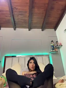 Snapshot of SeleneNooir chatting on June 19, 11:31 pm SeleneNooir online show from June 19, 11:31 pm