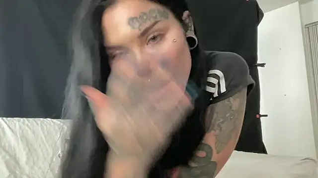 claudiacvc95 online show from March 17, 8:51 am