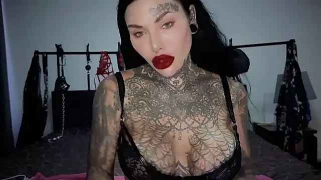 claudiacvc95 online show from March 18, 6:38 am