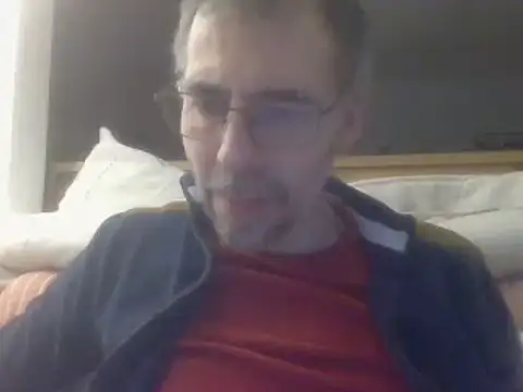 Snapshot of ptitcanard60600 chatting on February 17, 11:00 pm ptitcanard60600 online show from February 17, 11:00 pm