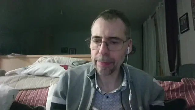 ptitcanard60600 online show from March 16, 10:34 pm