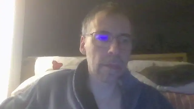 ptitcanard60600 online show from November 12, 10:46 pm