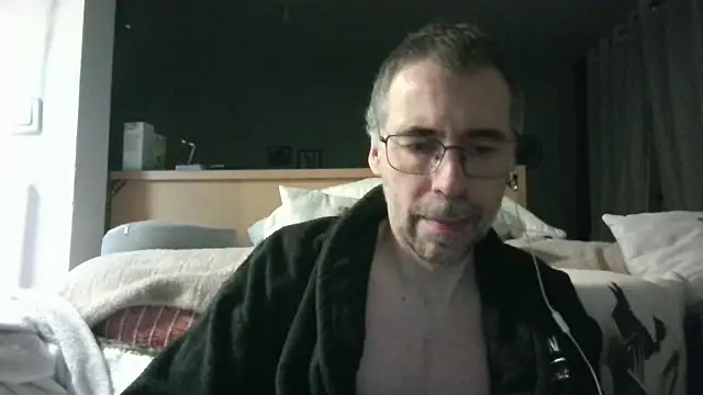 ptitcanard60600 online show from February 8, 10:07 pm