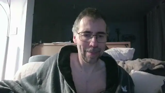 ptitcanard60600 online show from February 15, 10:41 pm