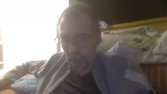 ptitcanard60600 online show from November 5, 10:35 pm