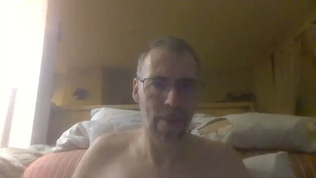 Snapshot of ptitcanard60600 chatting on October 5, 5:25 pm ptitcanard60600 online show from October 5, 5:25 pm