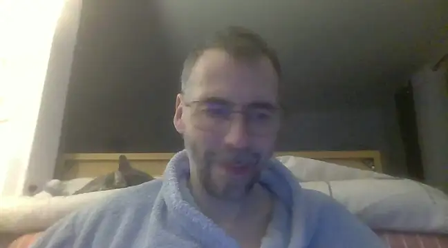Snapshot of ptitcanard60600 chatting on January 11, 11:02 pm ptitcanard60600 online show from January 11, 11:02 pm