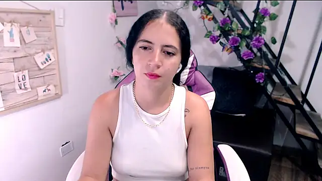 samantha baby  online show from May 18, 10:03 pm