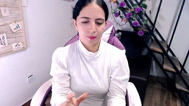 samantha baby  online show from March 19, 5:46 pm