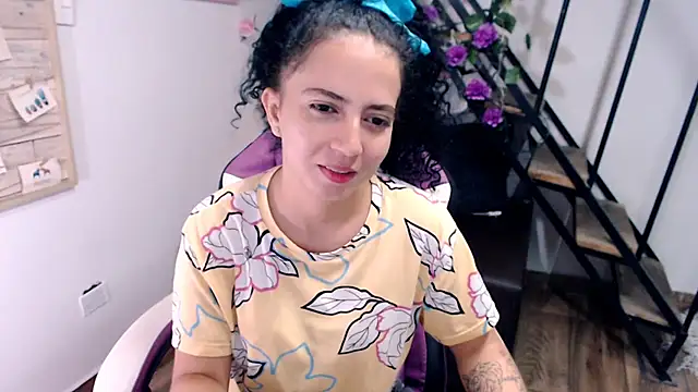 samantha baby  online show from March 6, 6:14 pm