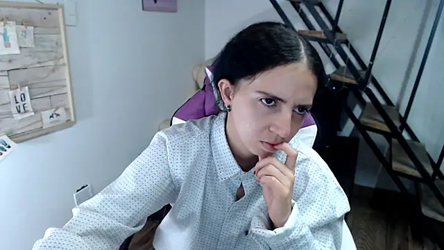 samantha baby  online show from October 29, 5:23 pm