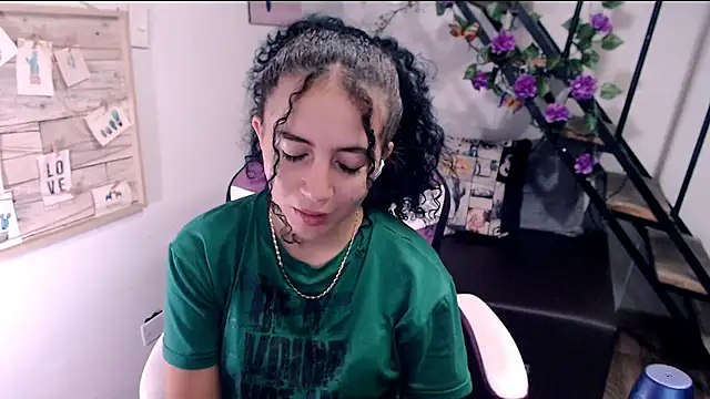 Snapshot of samantha_baby_ chatting on July 9, 7:13 pm samantha baby online show from July 9, 7:13 pm