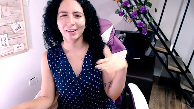 samantha baby  online show from February 25, 6:30 pm