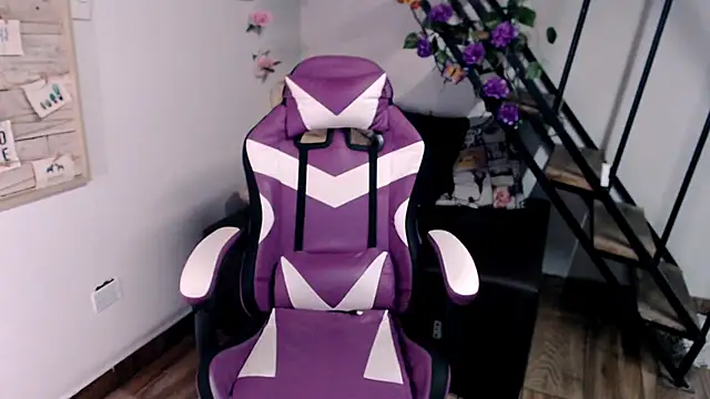 samantha baby  online show from February 14, 9:04 pm