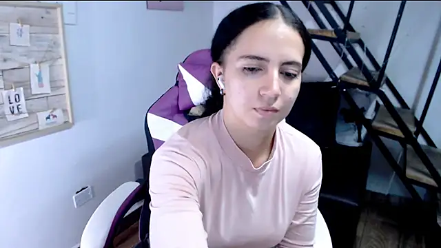 Snapshot of samantha_baby_ chatting on September 29, 8:03 pm samantha baby online show from September 29, 8:03 pm