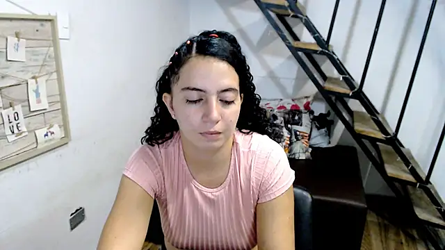 Snapshot of samantha_baby_ chatting on March 14, 2:20 am samantha baby online show from March 14, 2:20 am