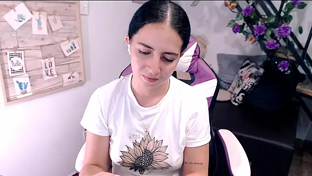 samantha baby  online show from May 3, 4:17 am