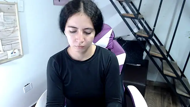 samantha baby  online show from November 5, 8:34 pm