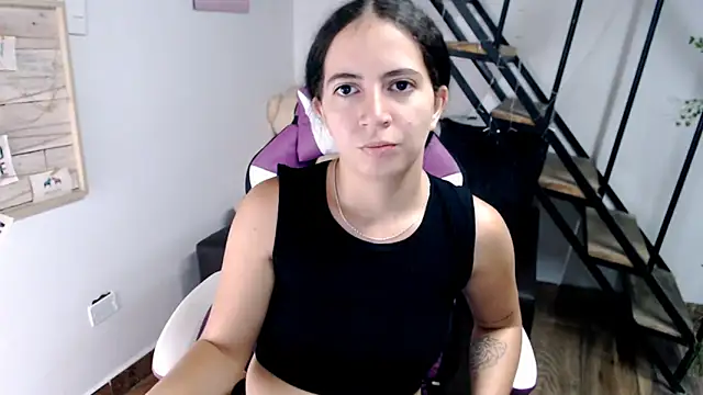 samantha baby  online show from November 20, 5:02 pm