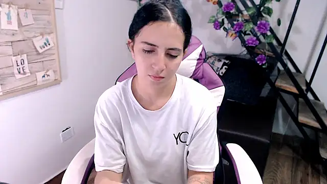 samantha baby  online show from March 29, 9:27 pm