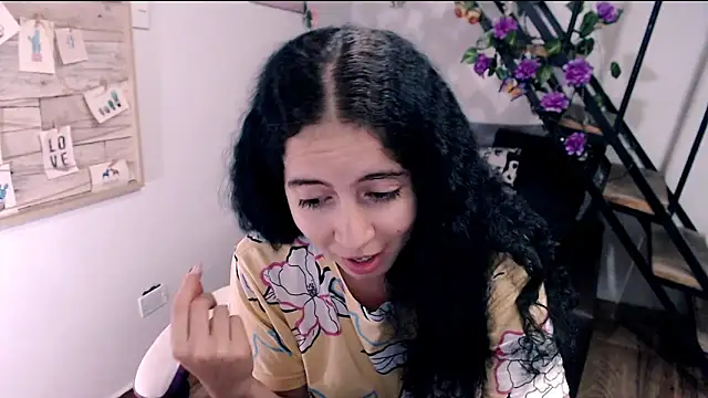 samantha baby  online show from April 18, 7:58 pm