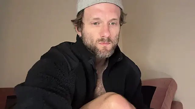 Snapshot of alexmannd chatting on November 24, 4:07 pm alexmannd online show from November 24, 4:07 pm