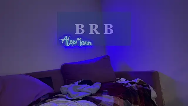 Snapshot of alexmannd chatting on November 12, 5:39 pm alexmannd online show from November 12, 5:39 pm