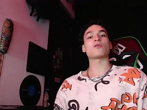 Curly Angel24 online show from July 17, 1:14 am