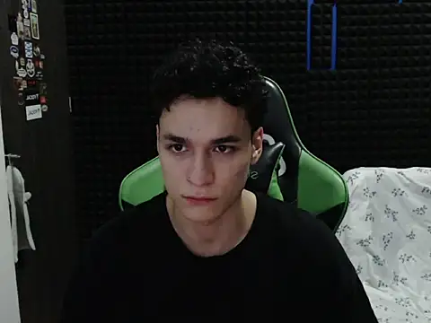 Curly Angel24 online show from December 5, 1:05 am