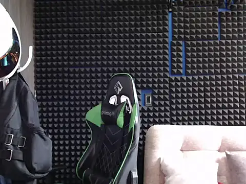 Curly Angel24 online show from October 26, 9:48 pm