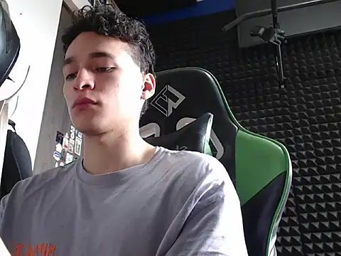 Curly Angel24 online show from February 19, 2:58 pm