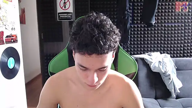 Curly Angel24 online show from December 15, 4:02 pm