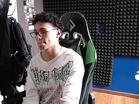 Curly Angel24 online show from April 2, 5:19 pm