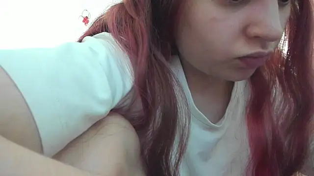 Snapshot of lil_cassie chatting on May 5, 11:46 am lil cassie online show from May 5, 11:46 am