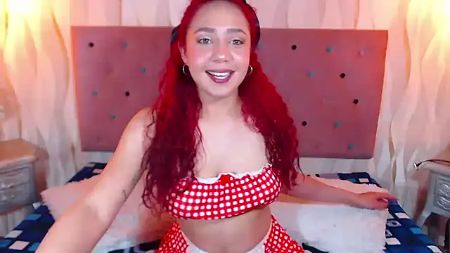 Snapshot of IsabelaLatina chatting on November 27, 8:09 pm IsabelaLatina online show from November 27, 8:09 pm