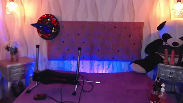 Snapshot of IsabelaLatina chatting on October 25, 8:31 pm IsabelaLatina online show from October 25, 8:31 pm