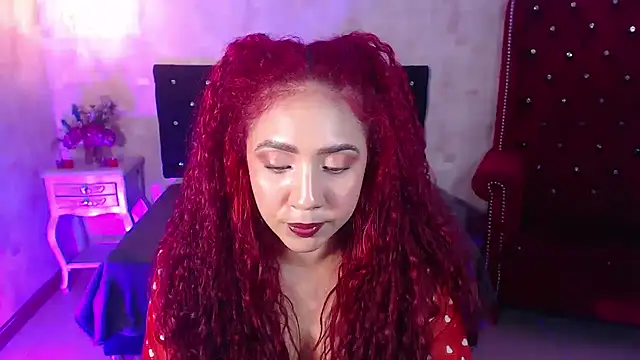 IsabelaLatina online show from July 6, 4:08 am