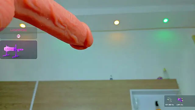 KAROL-SCOTT online show from February 4, 7:53 pm