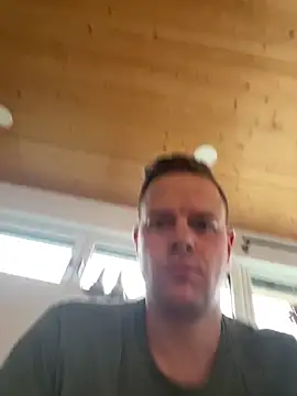 Snapshot of Danii0790 chatting on December 14, 9:26 am Danii0790 online show from December 14, 9:26 am