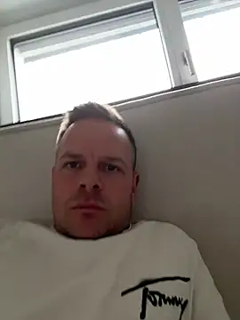 Danii0790 online show from May 17, 10:37 am
