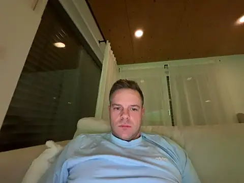 Snapshot of Danii0790 chatting on November 17, 9:08 pm Danii0790 online show from November 17, 9:08 pm