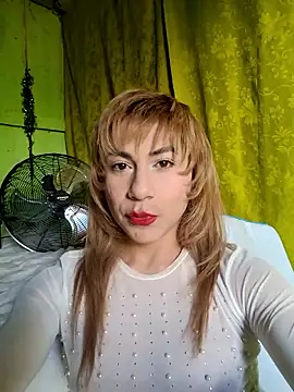 Snapshot of Evehampy chatting on November 20, 7:25 pm Evehampy online show from November 20, 7:25 pm