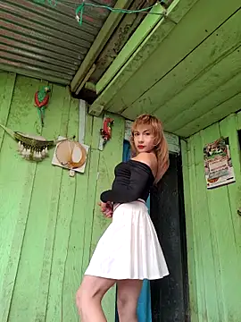 Snapshot of Evehampy chatting on November 23, 7:02 pm Evehampy online show from November 23, 7:02 pm