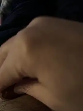 Snapshot of alieno27 chatting on February 3, 8:24 pm alieno27 online show from February 3, 8:24 pm